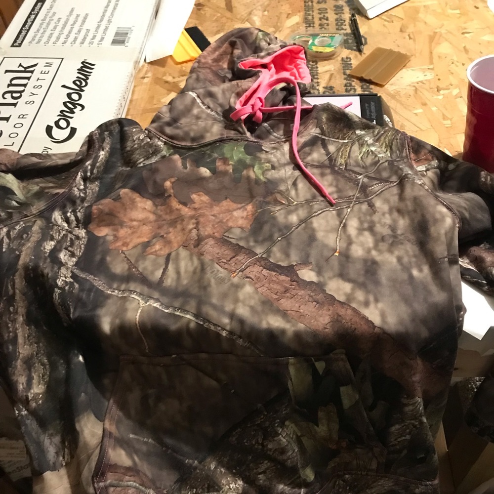 Mossy oak light weight hoodie